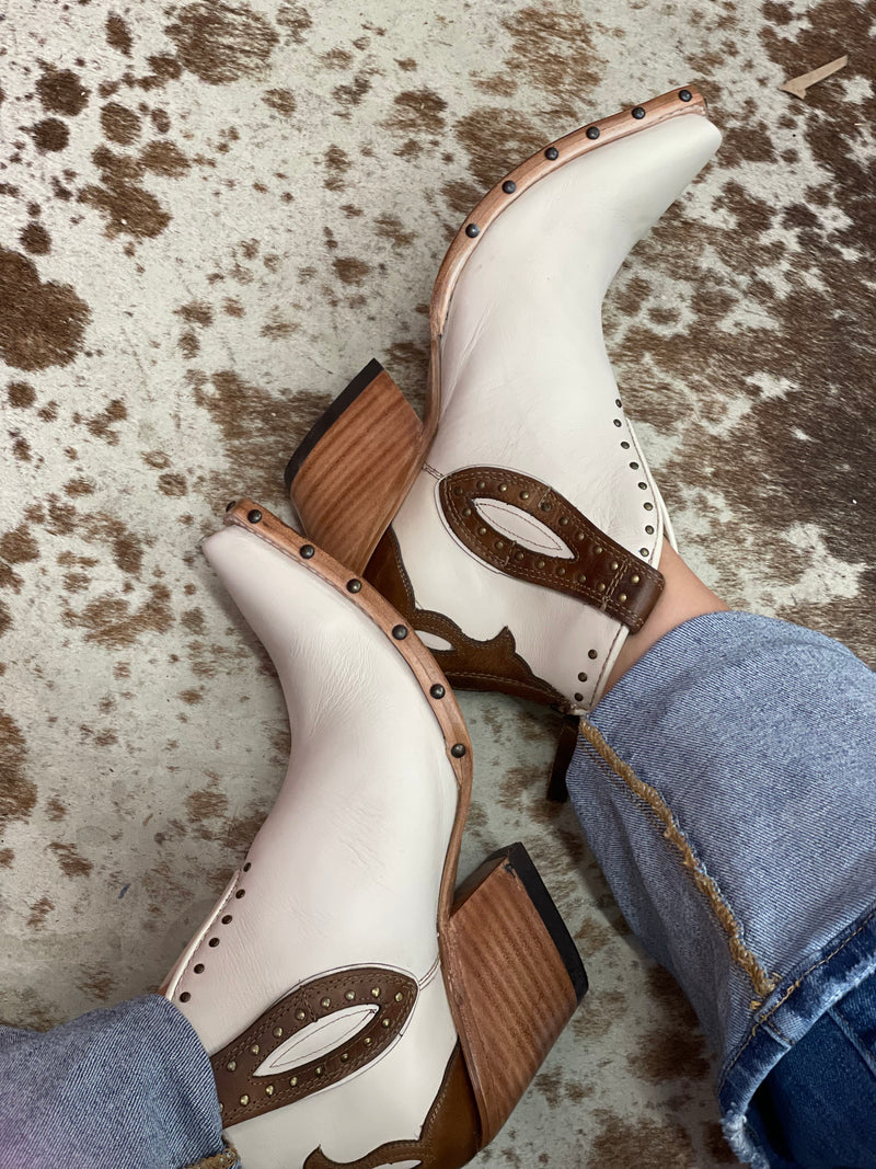 Ariat Greely Blanco Shades of Grain Boots