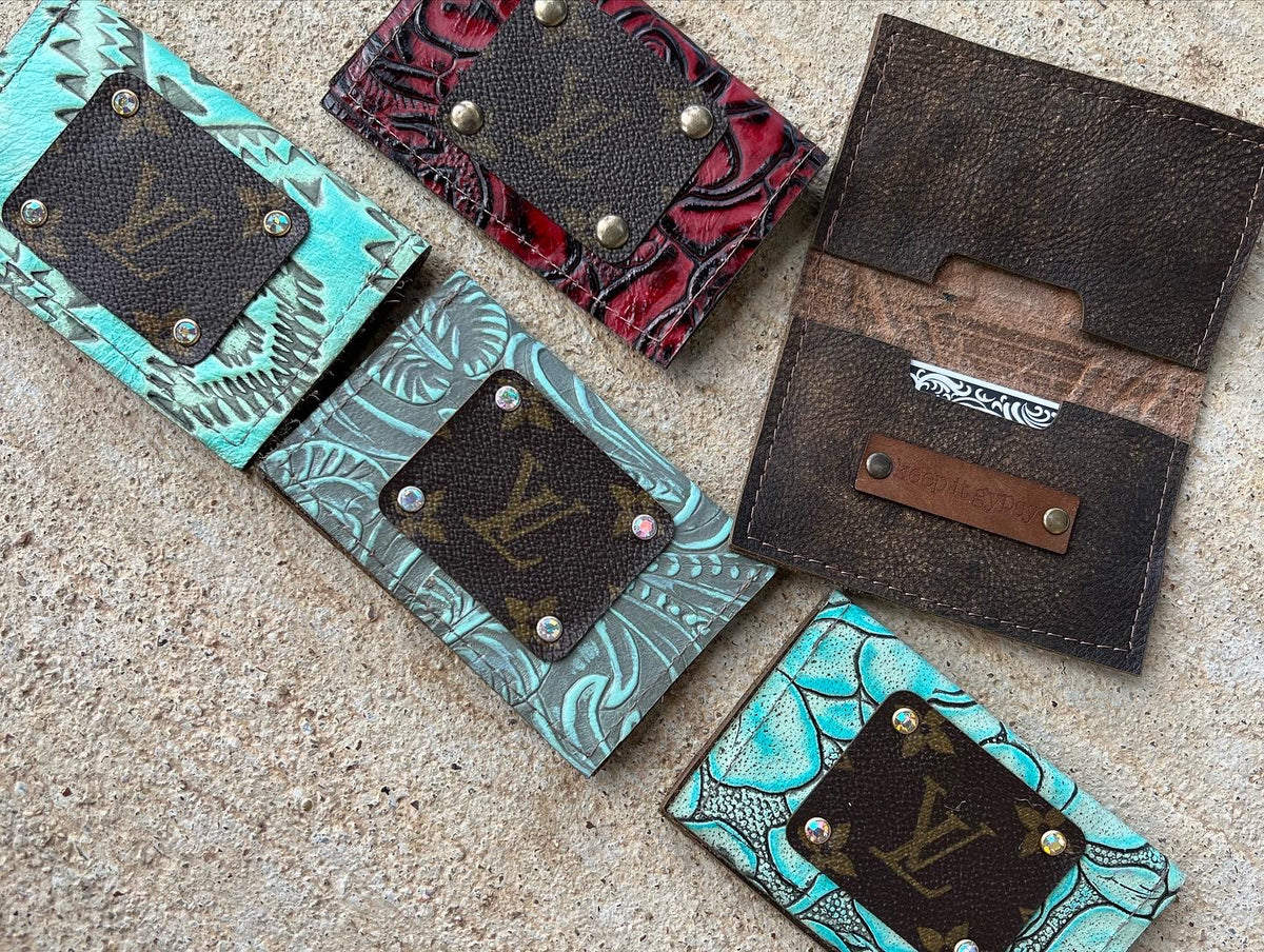 LV CARD HOLDERS